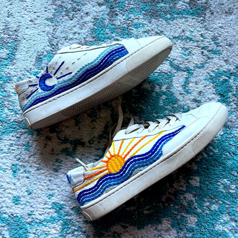 Soludos “Sol” and “Luna” Sneakers Size 9